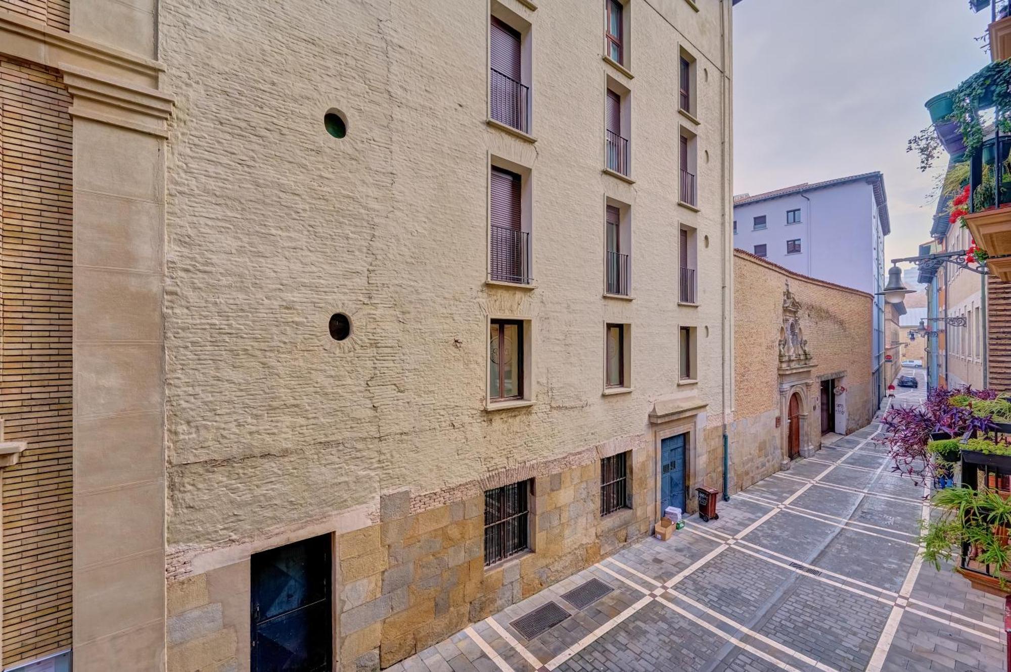 Dormitaleria Appartement Pamplona Buitenkant foto