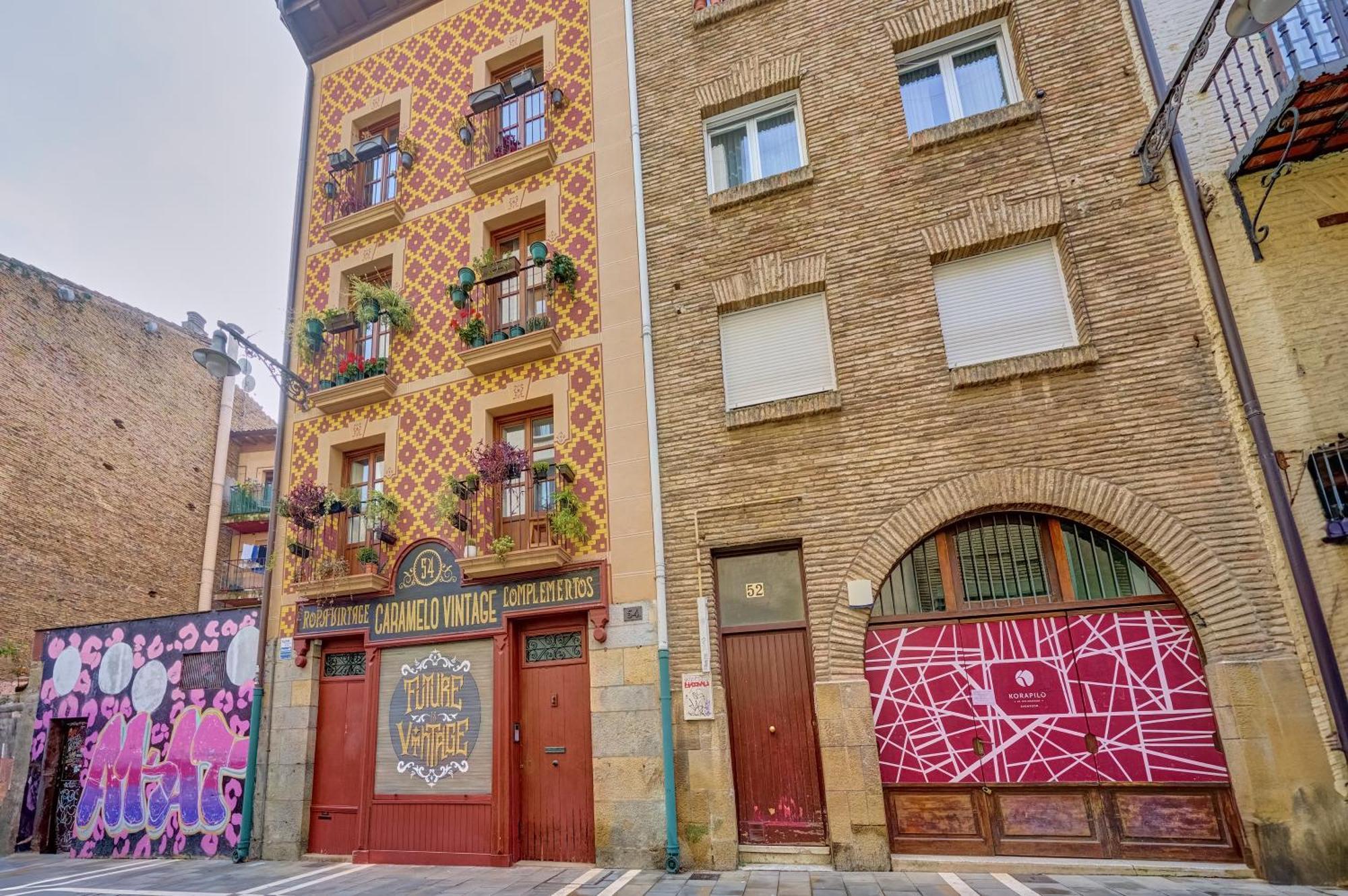 Dormitaleria Appartement Pamplona Buitenkant foto